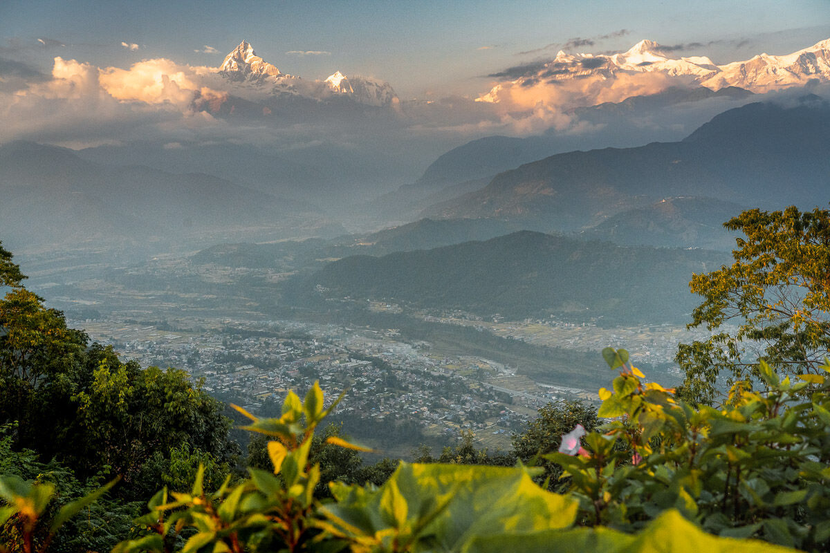 Nepal: Peaks & Culture